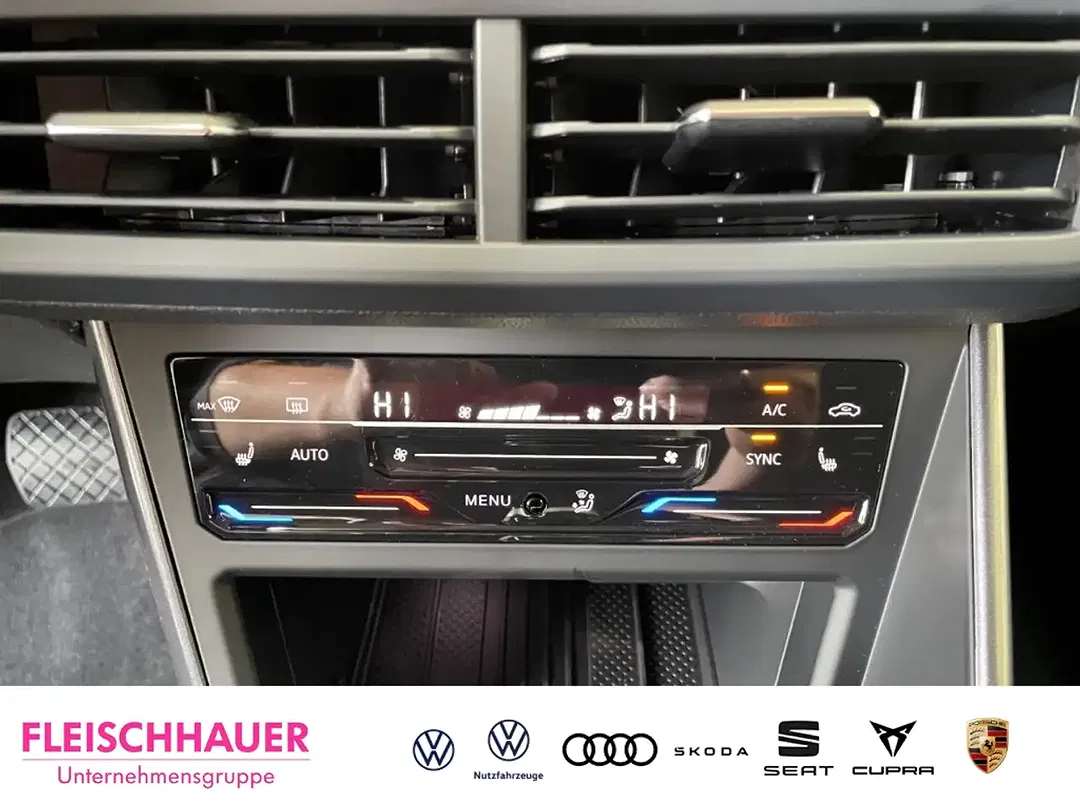 Volkswagen Polo - Thumbnail 12
