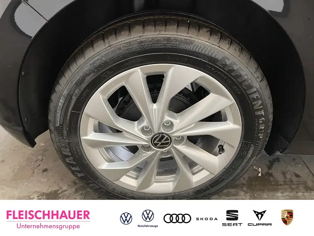 Volkswagen Polo - Thumbnail 7