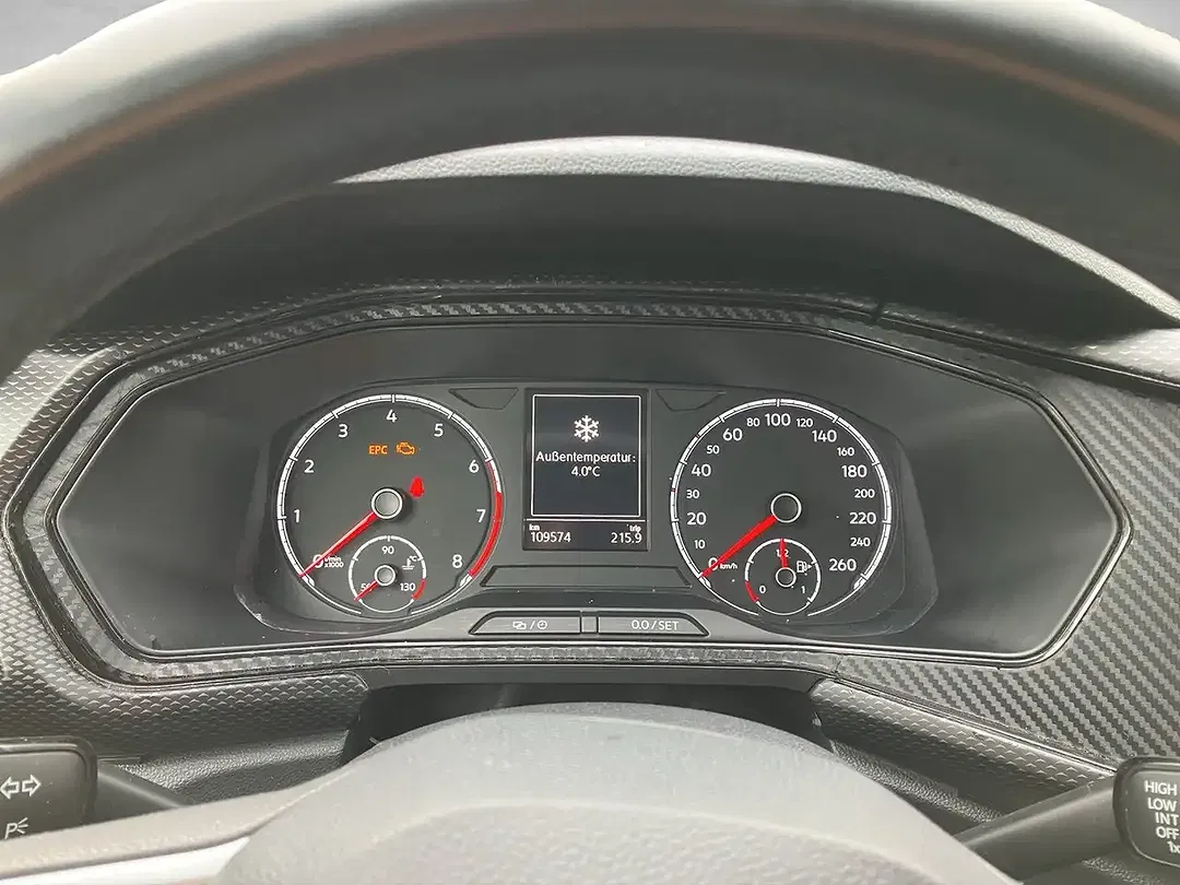 Volkswagen T-Cross - Thumbnail 13