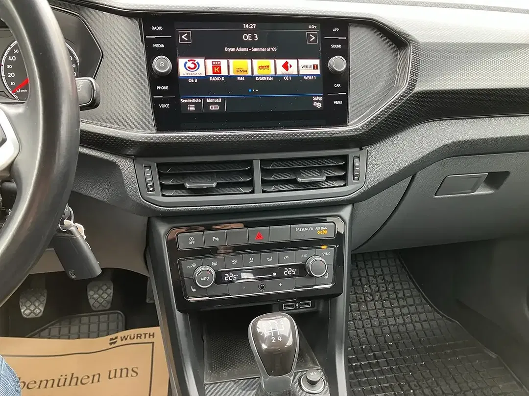 Volkswagen T-Cross - Thumbnail 14