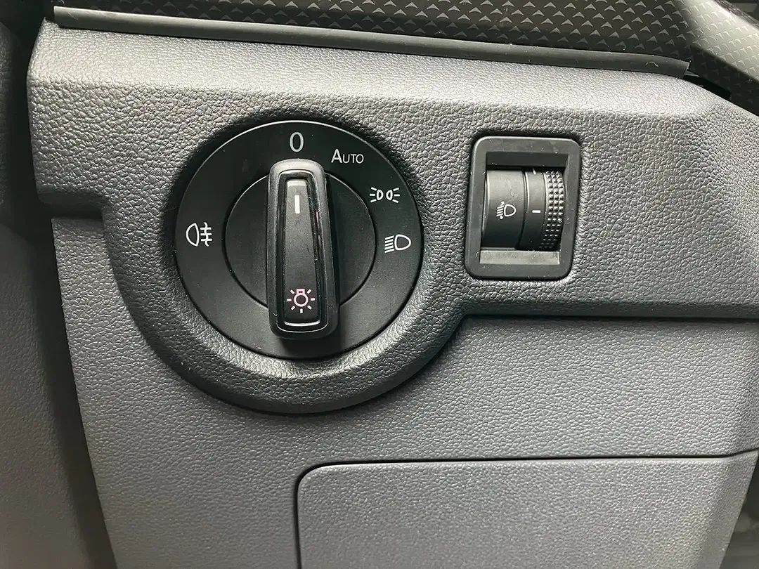 Volkswagen T-Cross - Thumbnail 8