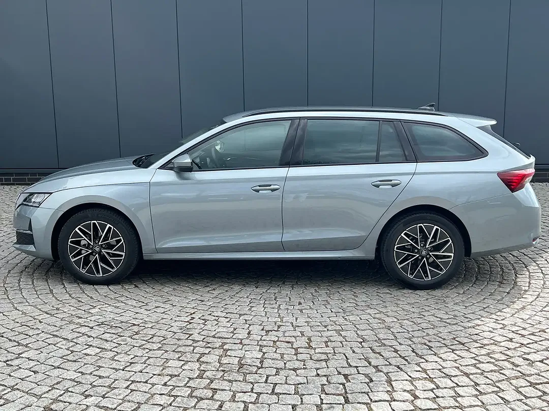 Skoda Octavia - Afbeelding 1