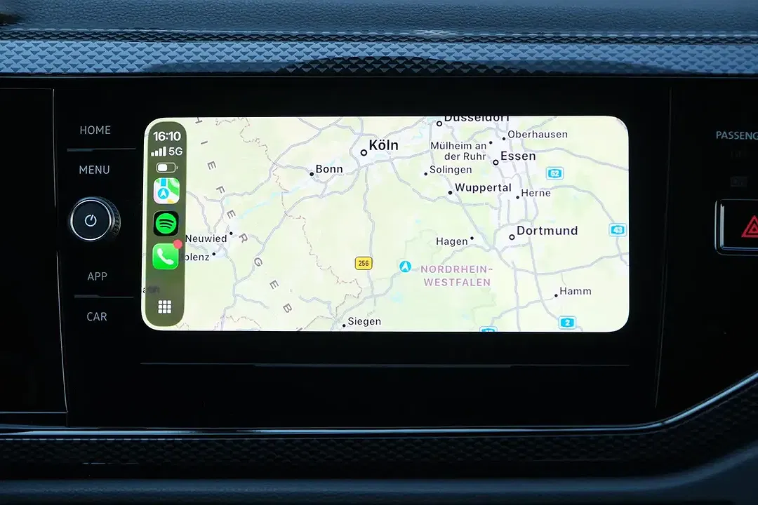 Volkswagen Polo - Thumbnail 12