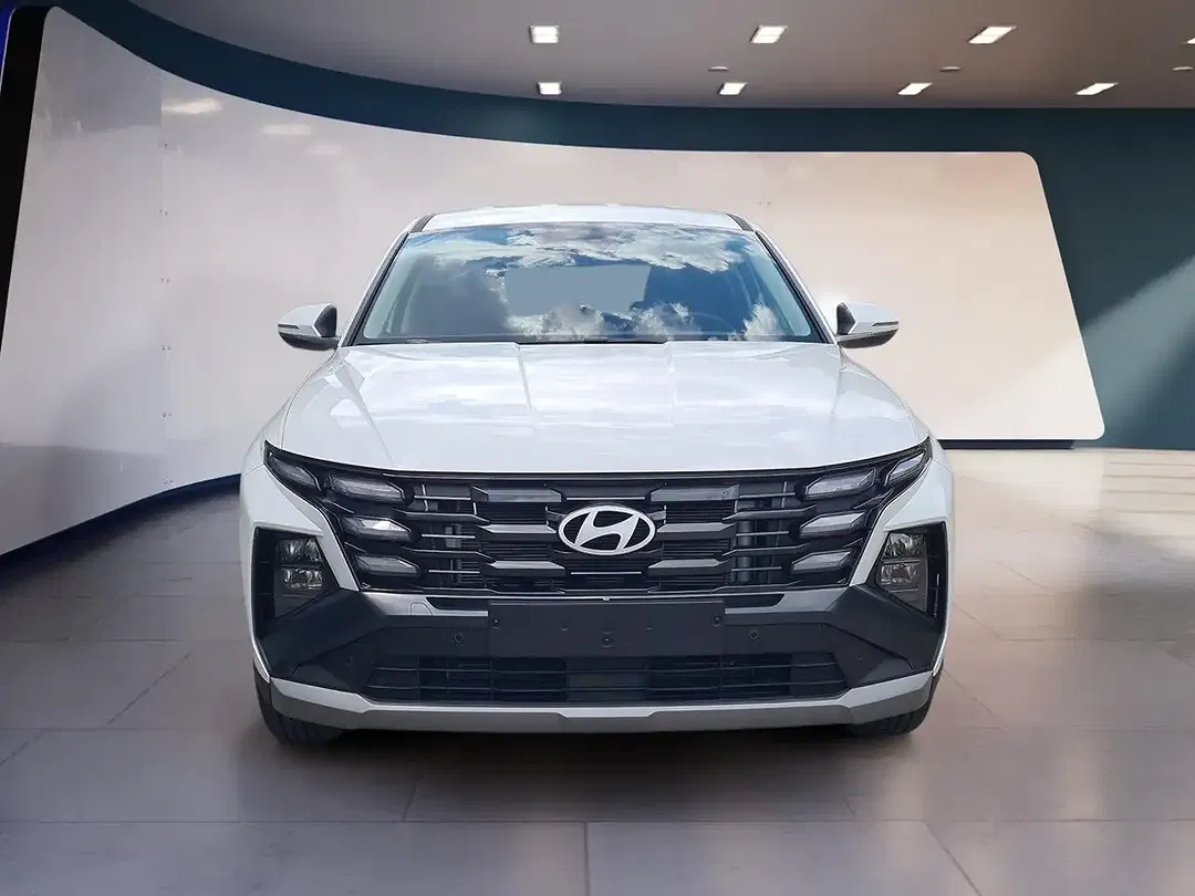 Hyundai TUCSON - Thumbnail 2