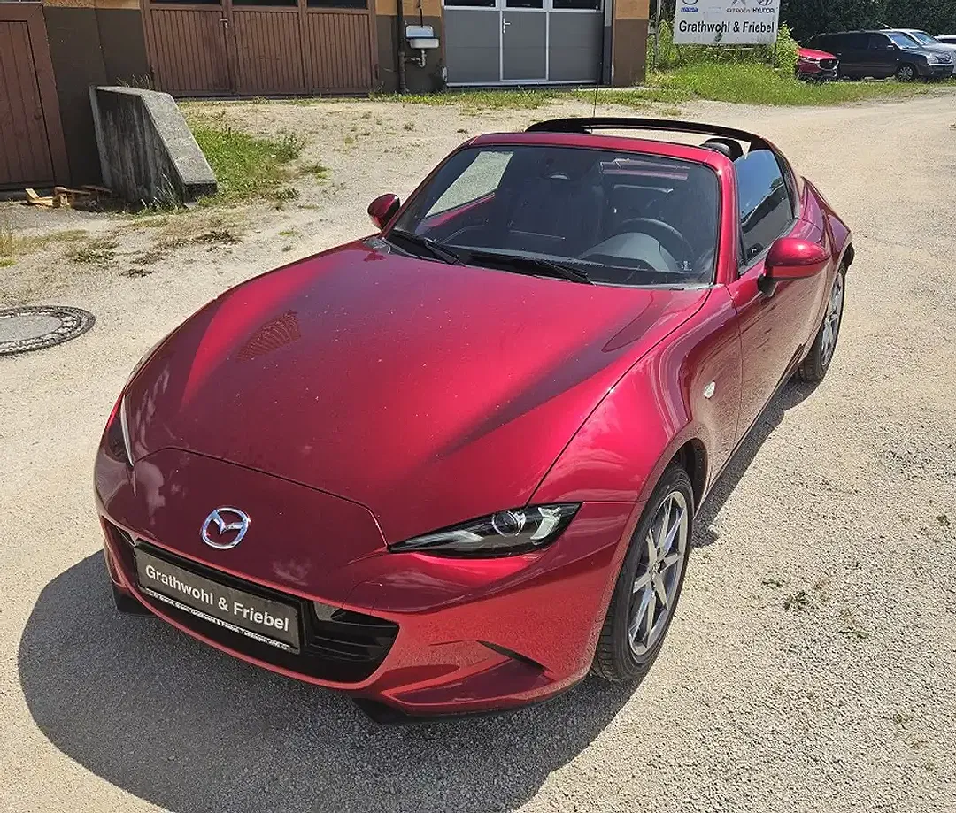 Mazda MX-5 - Thumbnail 1