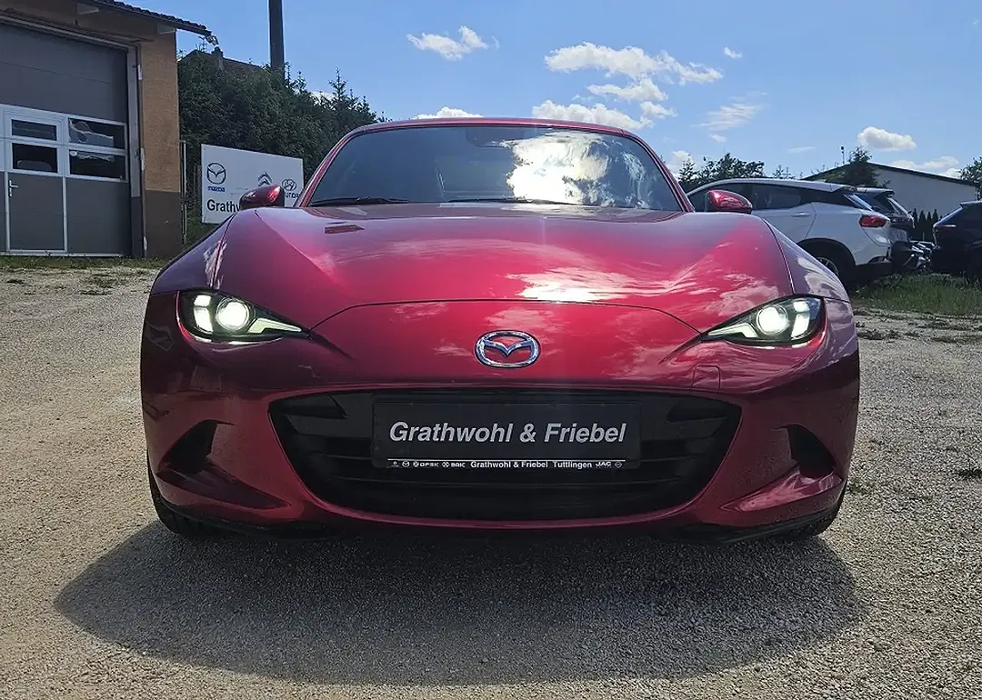 Mazda MX-5 - Thumbnail 3