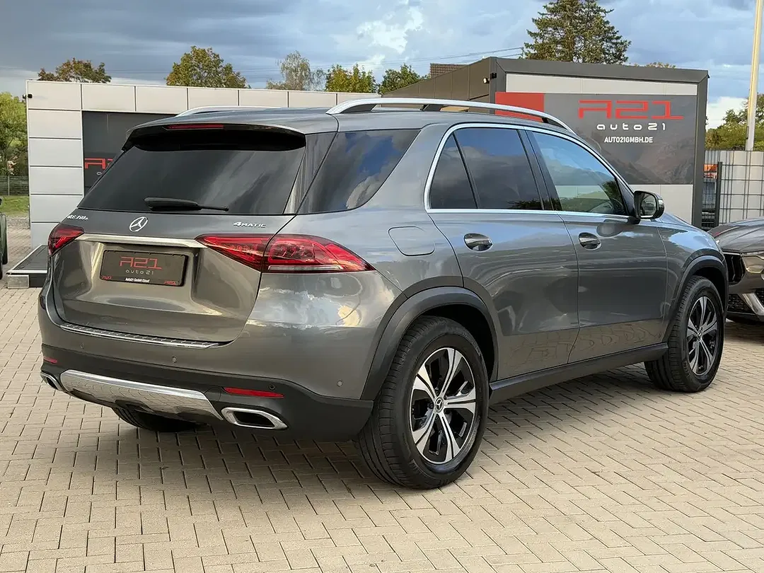 Mercedes-Benz GLE 350 - Thumbnail 2