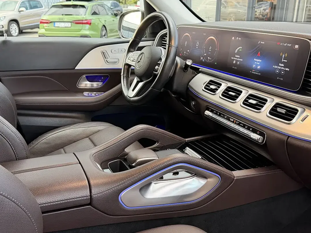 Mercedes-Benz GLE 350 - Thumbnail 9
