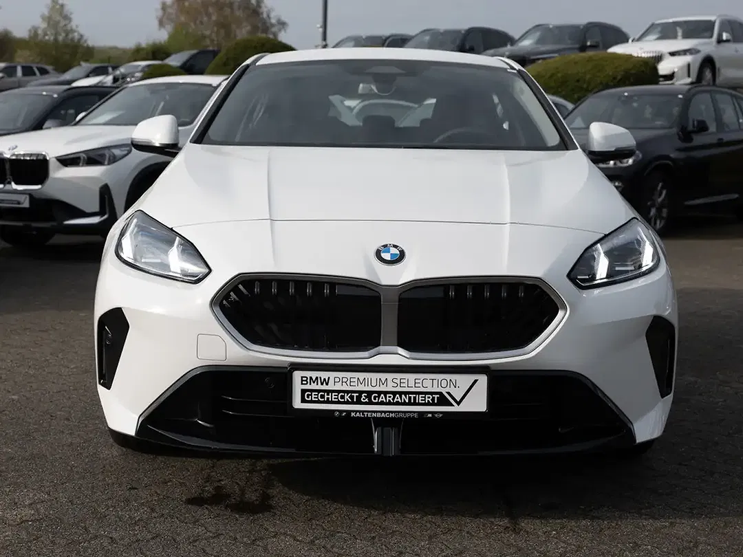 BMW 120 - Thumbnail 3