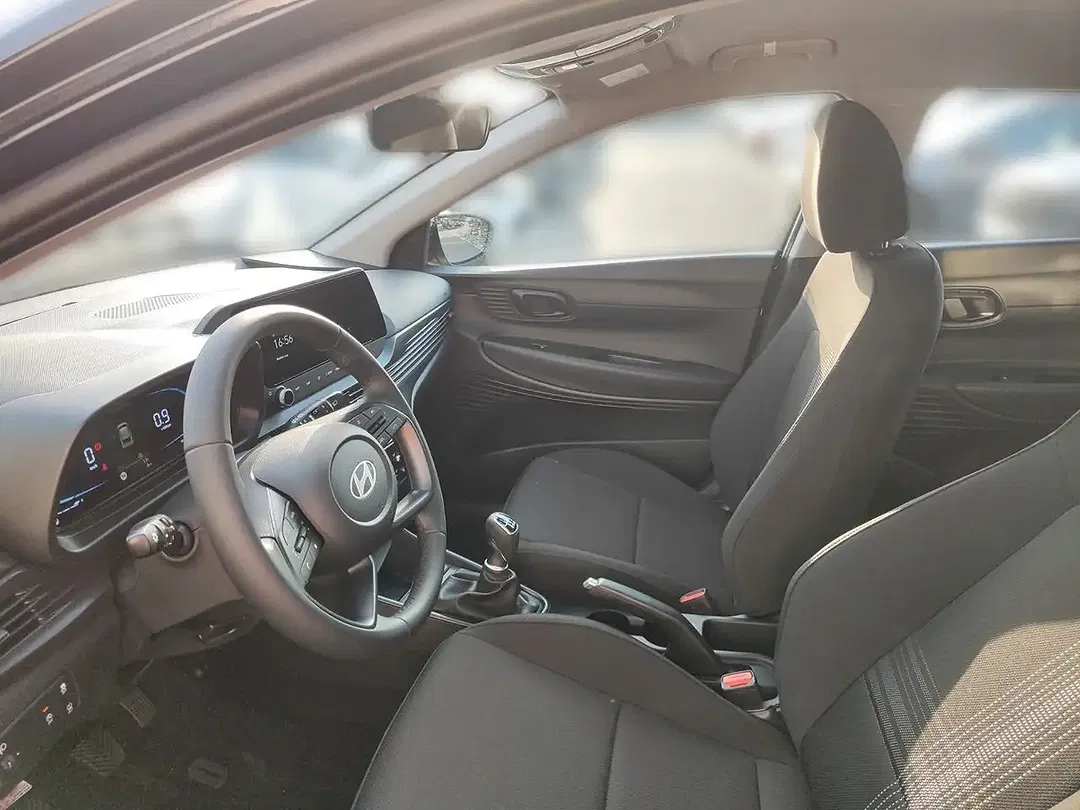 Hyundai i20 - Thumbnail 7