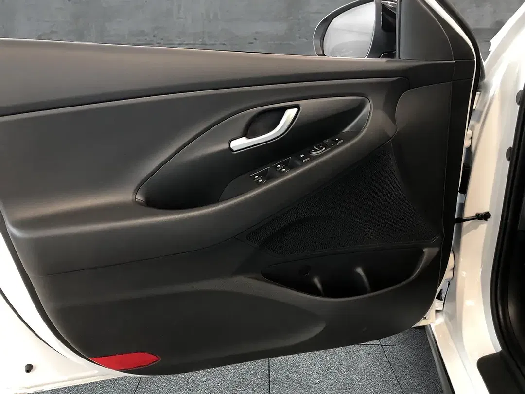 Hyundai i30 - Thumbnail 15