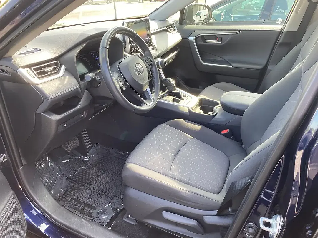 Toyota RAV 4 - Thumbnail 8