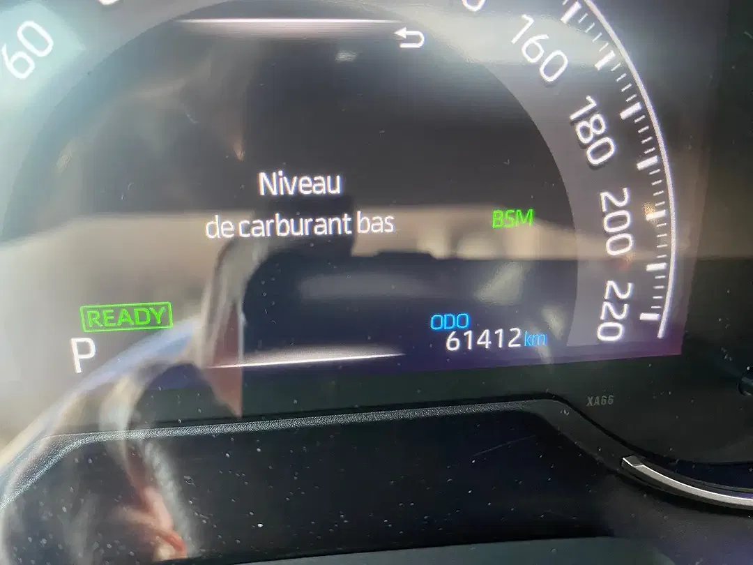 Toyota RAV 4 - Thumbnail 9