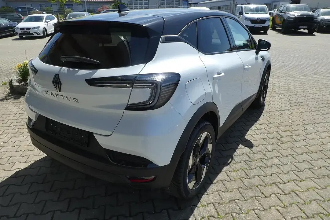 Renault Captur - Thumbnail 7
