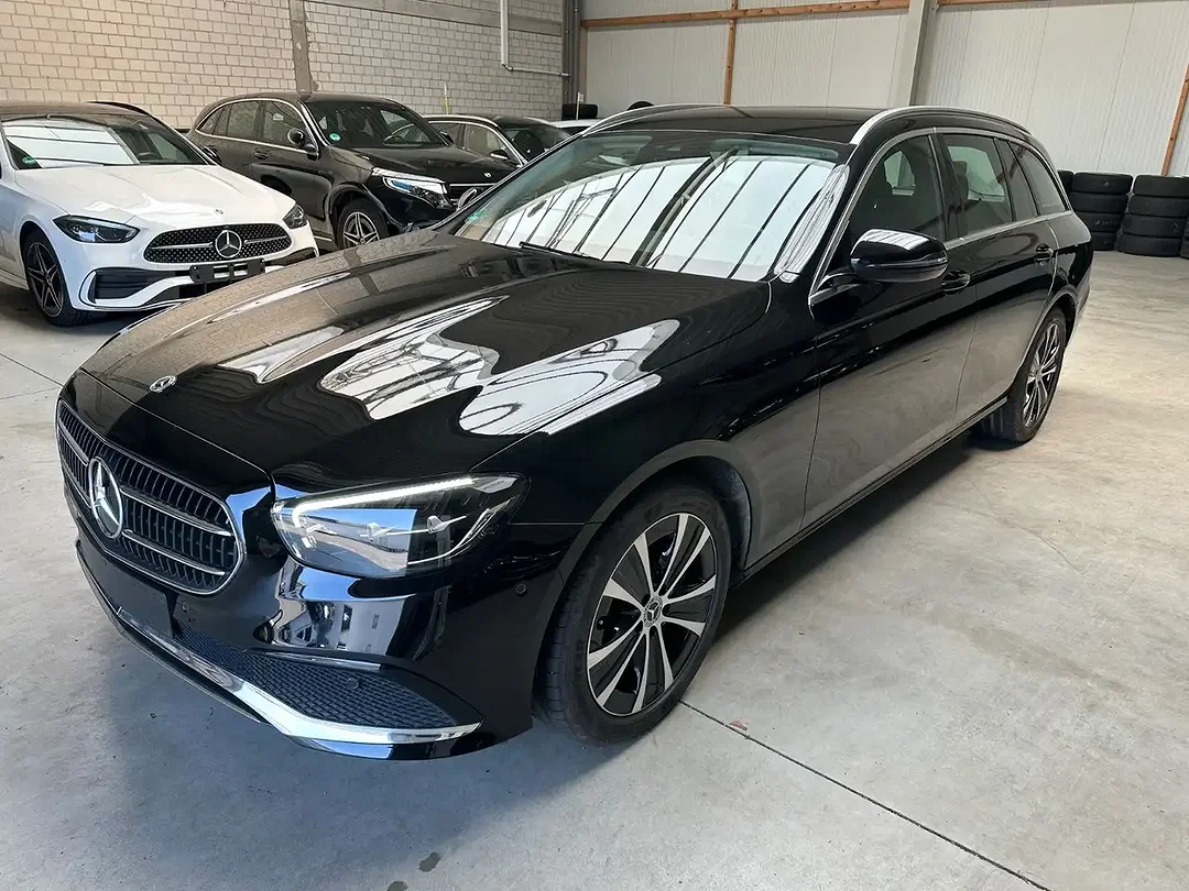 Mercedes-Benz E 300 - Afbeelding 1