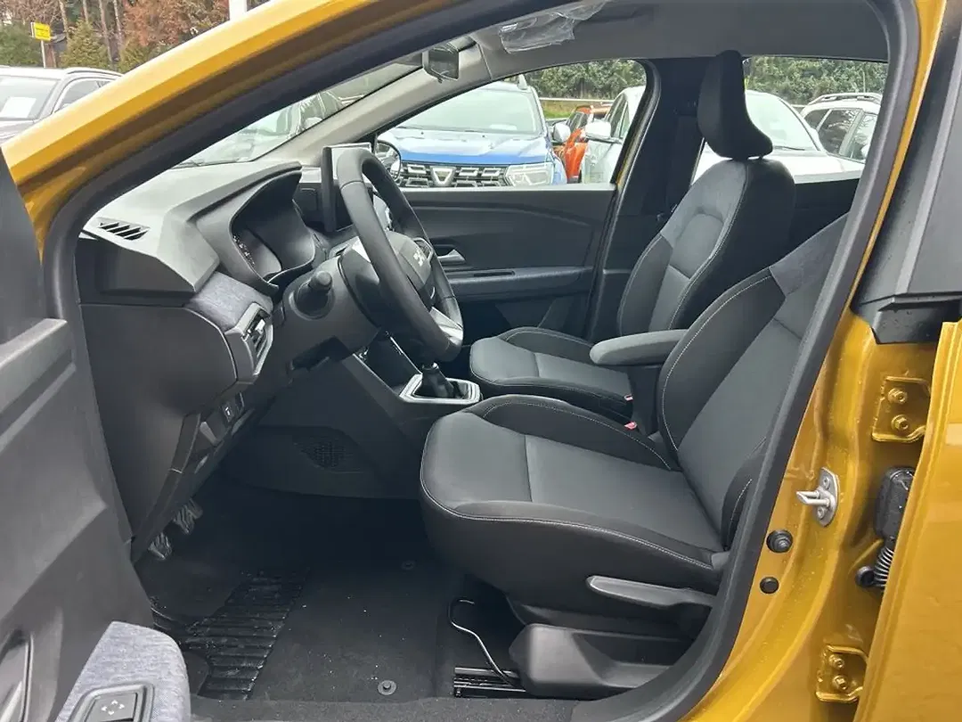 Dacia Sandero - Thumbnail 10