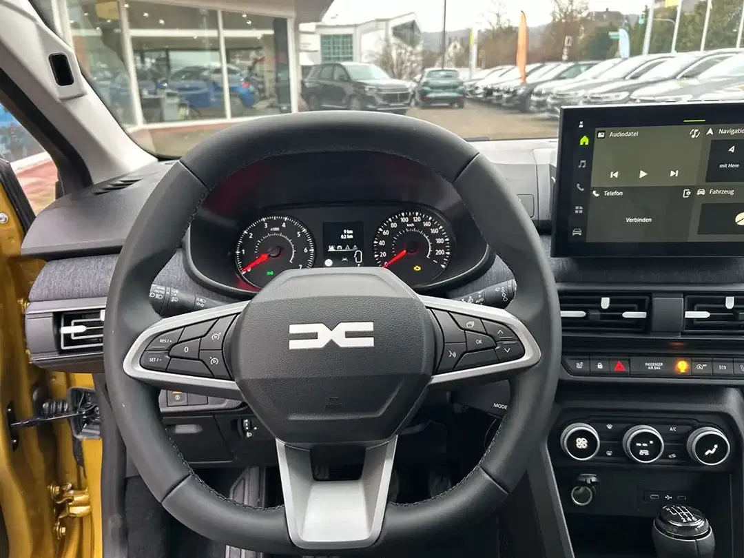 Dacia Sandero - Thumbnail 14