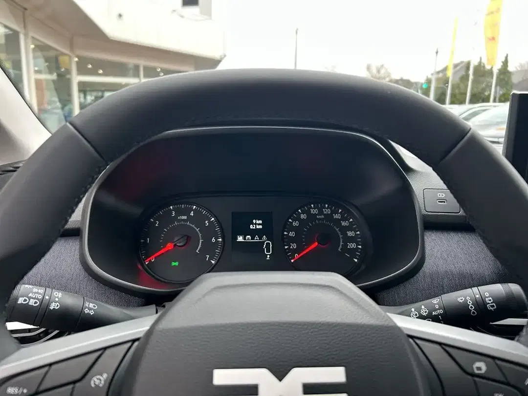 Dacia Sandero - Thumbnail 15