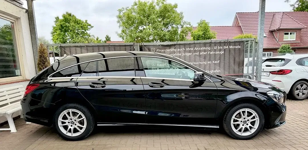 Mercedes-Benz CLA 180 - Thumbnail 9