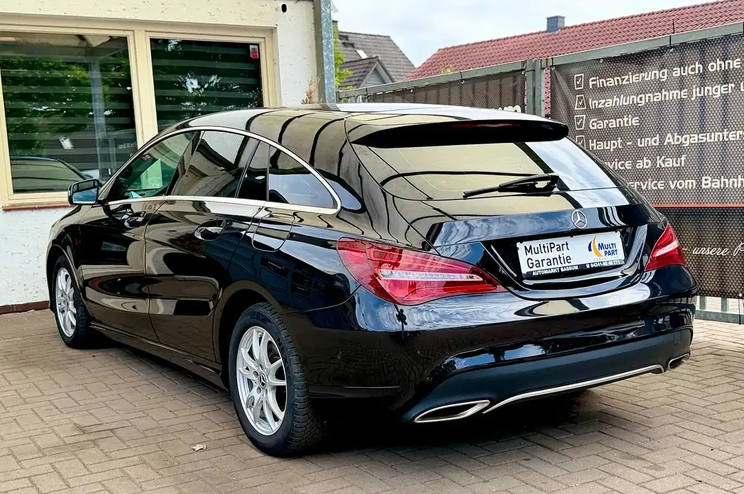 Mercedes-Benz CLA 180 - Thumbnail 12