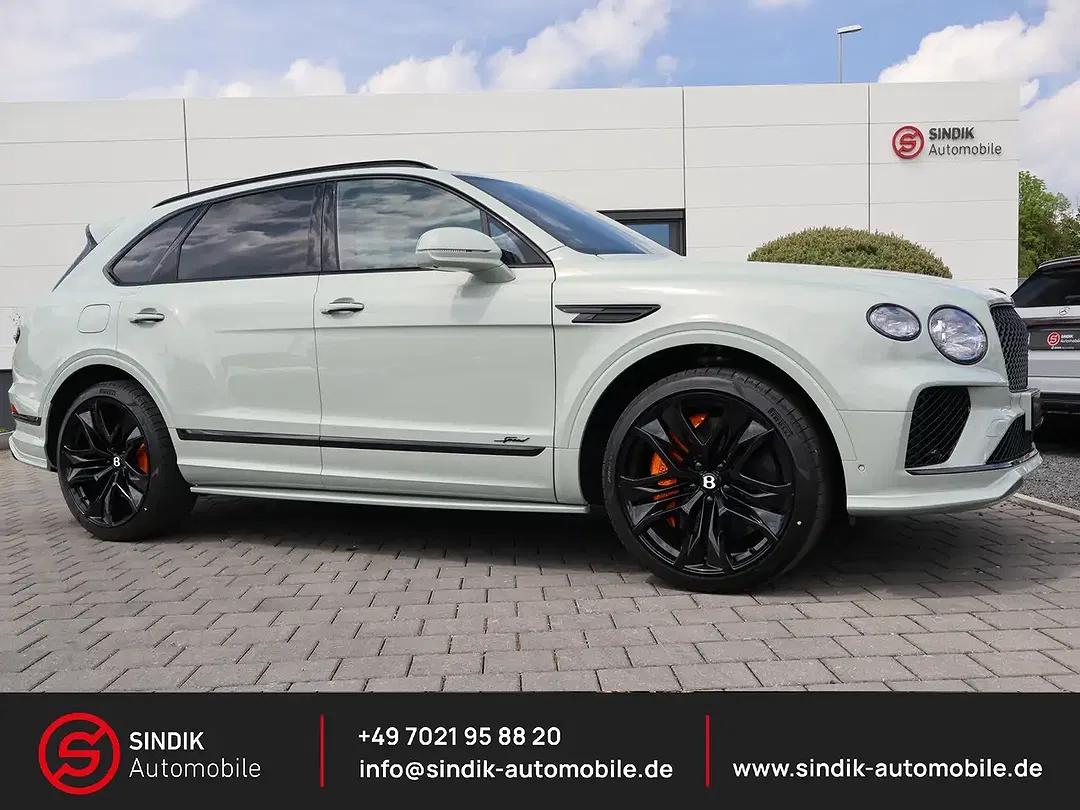 Bentley Bentayga - Thumbnail 1
