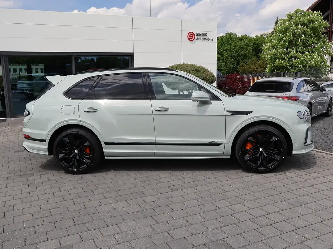 Bentley Bentayga - Thumbnail 10