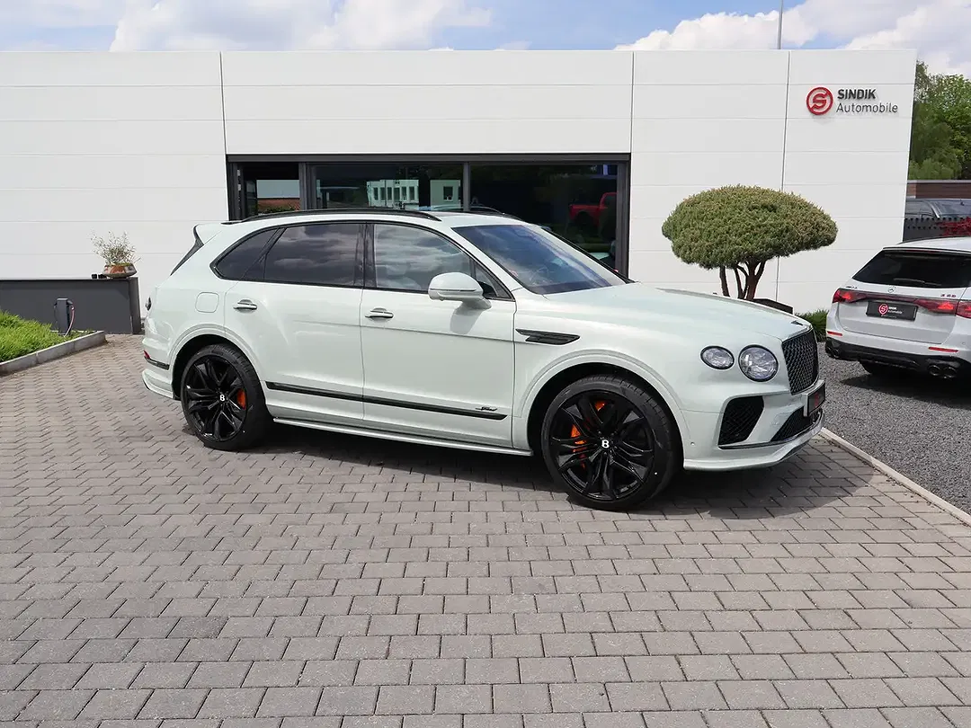 Bentley Bentayga - Thumbnail 2