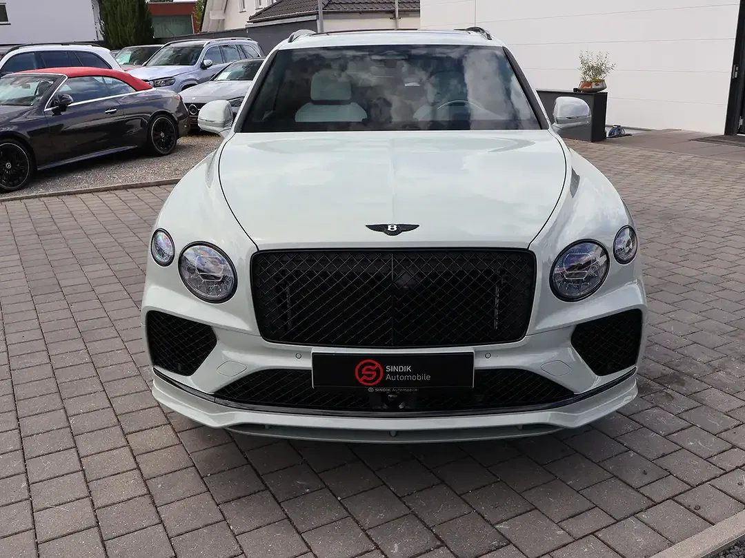 Bentley Bentayga - Thumbnail 4