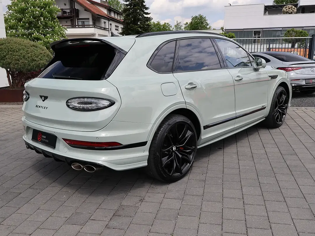 Bentley Bentayga - Thumbnail 9