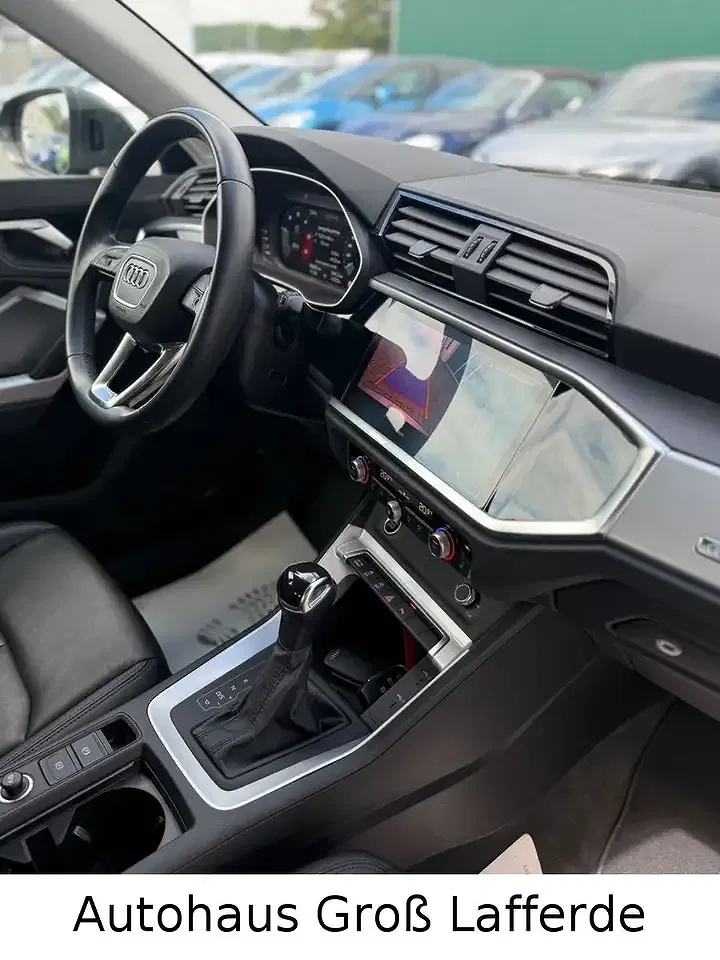 Audi Q3 - Thumbnail 14