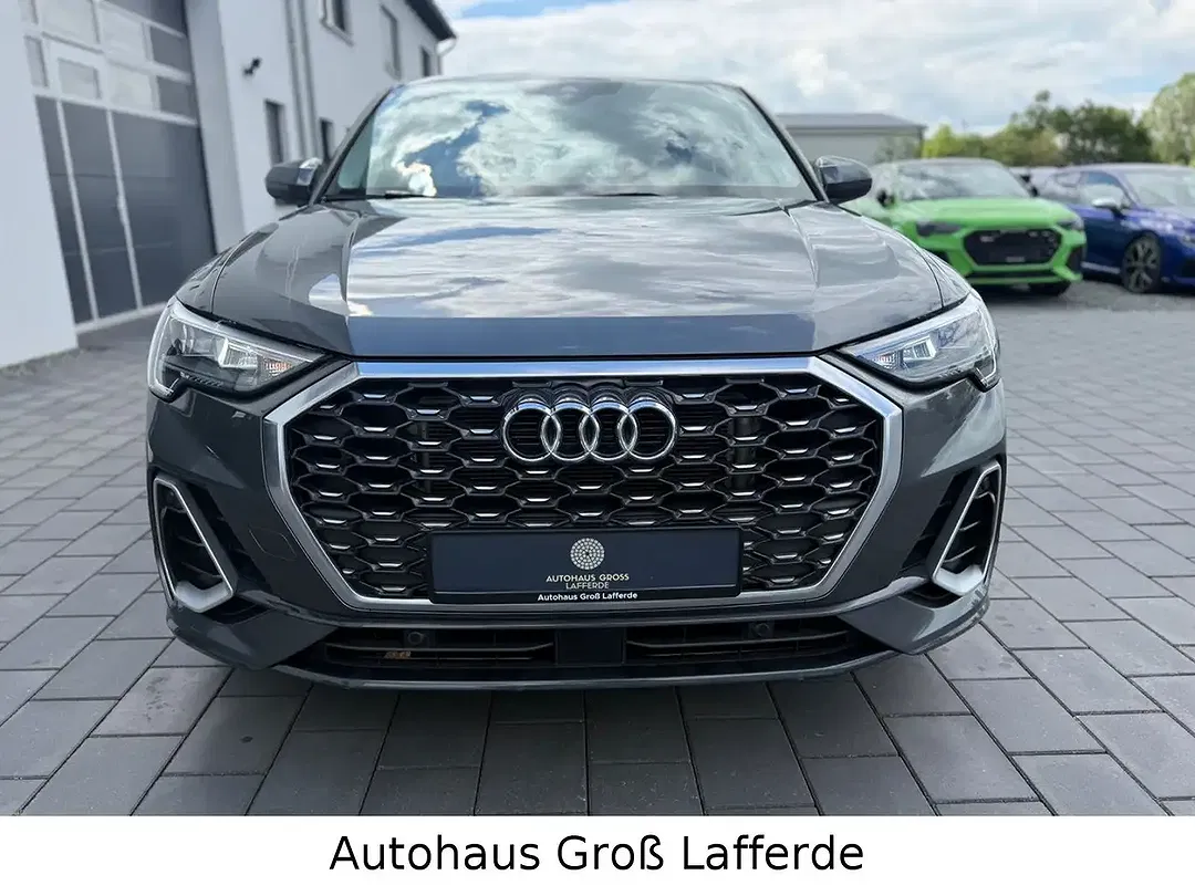 Audi Q3 - Thumbnail 2