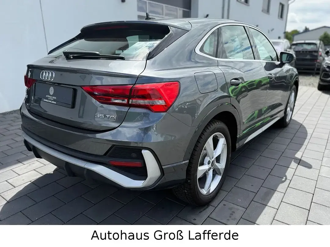 Audi Q3 - Thumbnail 6