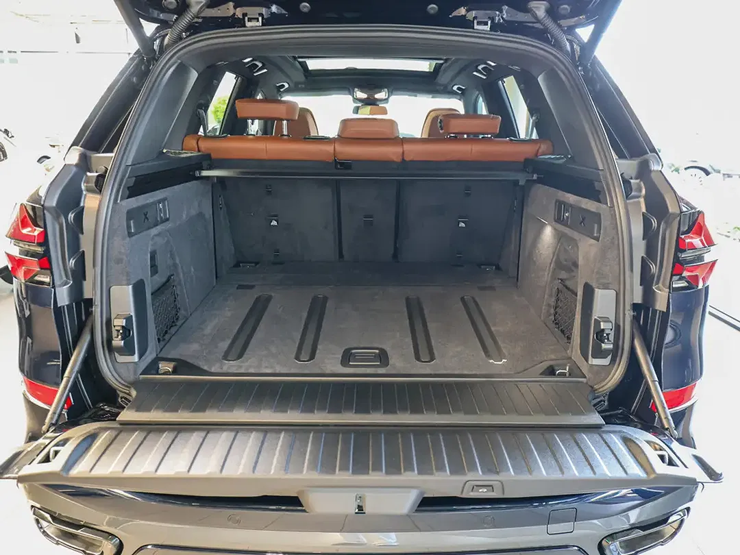 BMW X5 - Thumbnail 10