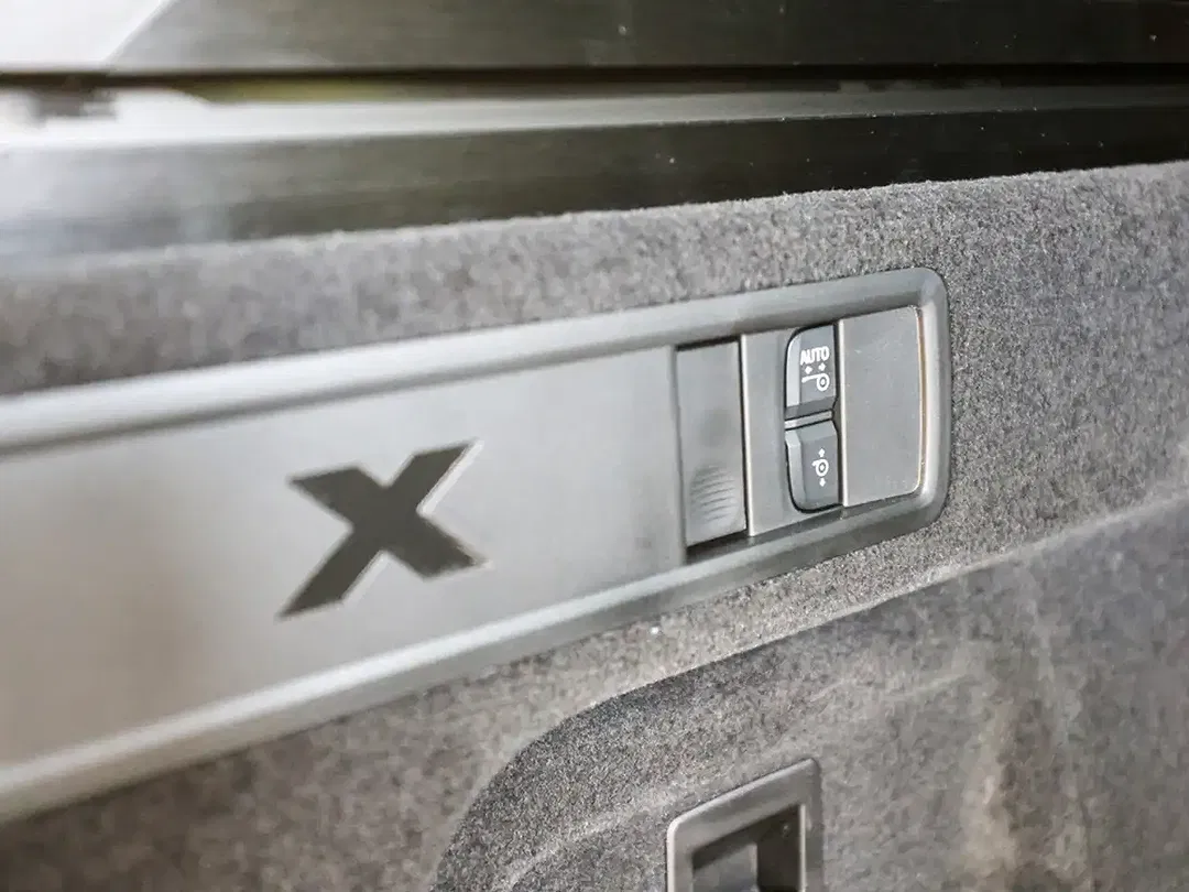 BMW X5 - Thumbnail 11