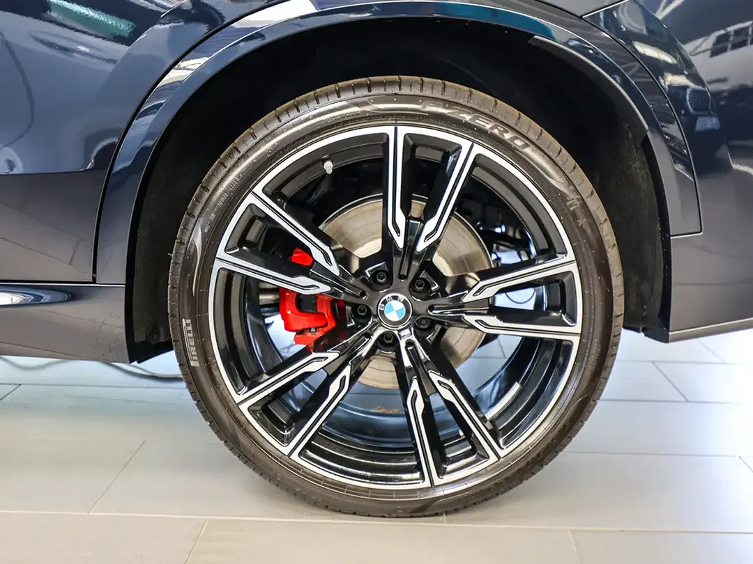 BMW X5 - Thumbnail 13