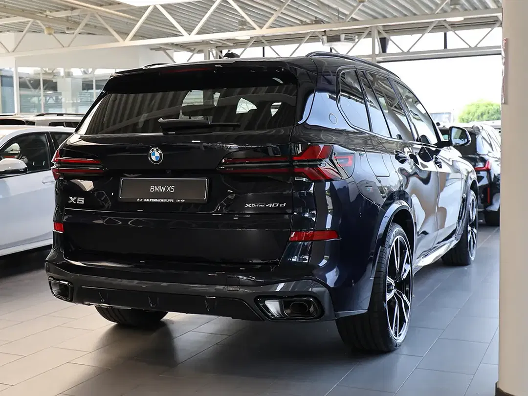BMW X5 - Thumbnail 3