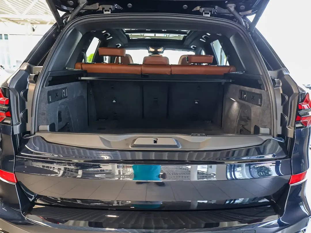 BMW X5 - Thumbnail 8