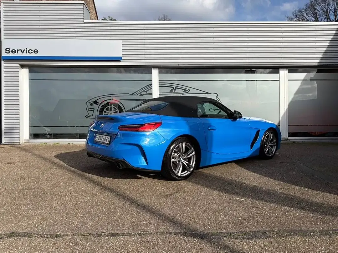 BMW Z4 - Thumbnail 9