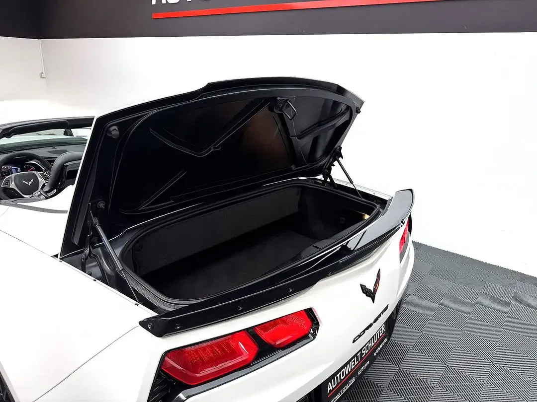 Corvette Z06 - Thumbnail 8