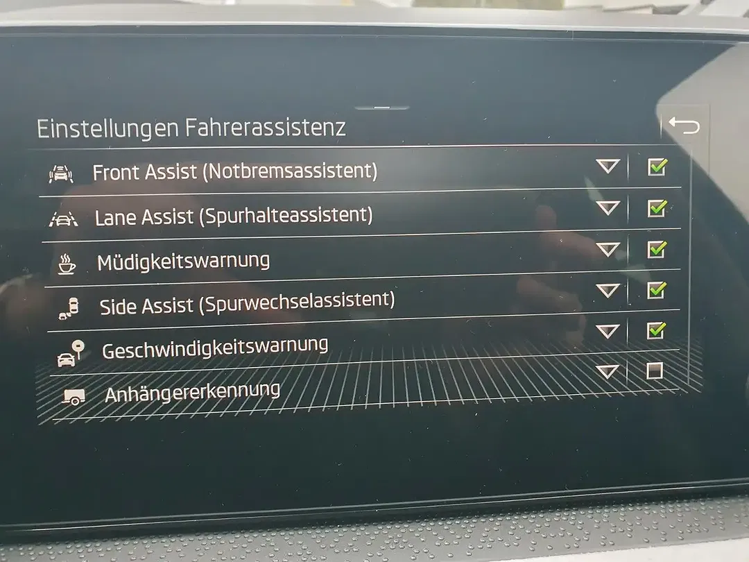 Skoda Kamiq - Thumbnail 17