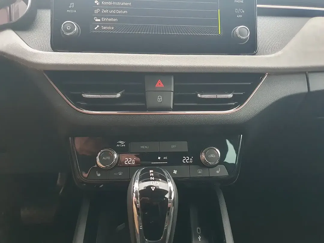 Skoda Kamiq - Thumbnail 23