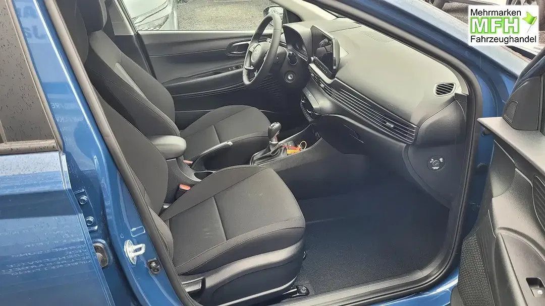Hyundai i20 - Thumbnail 10