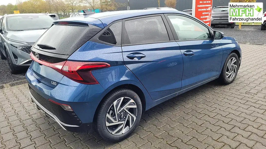 Hyundai i20 - Thumbnail 4