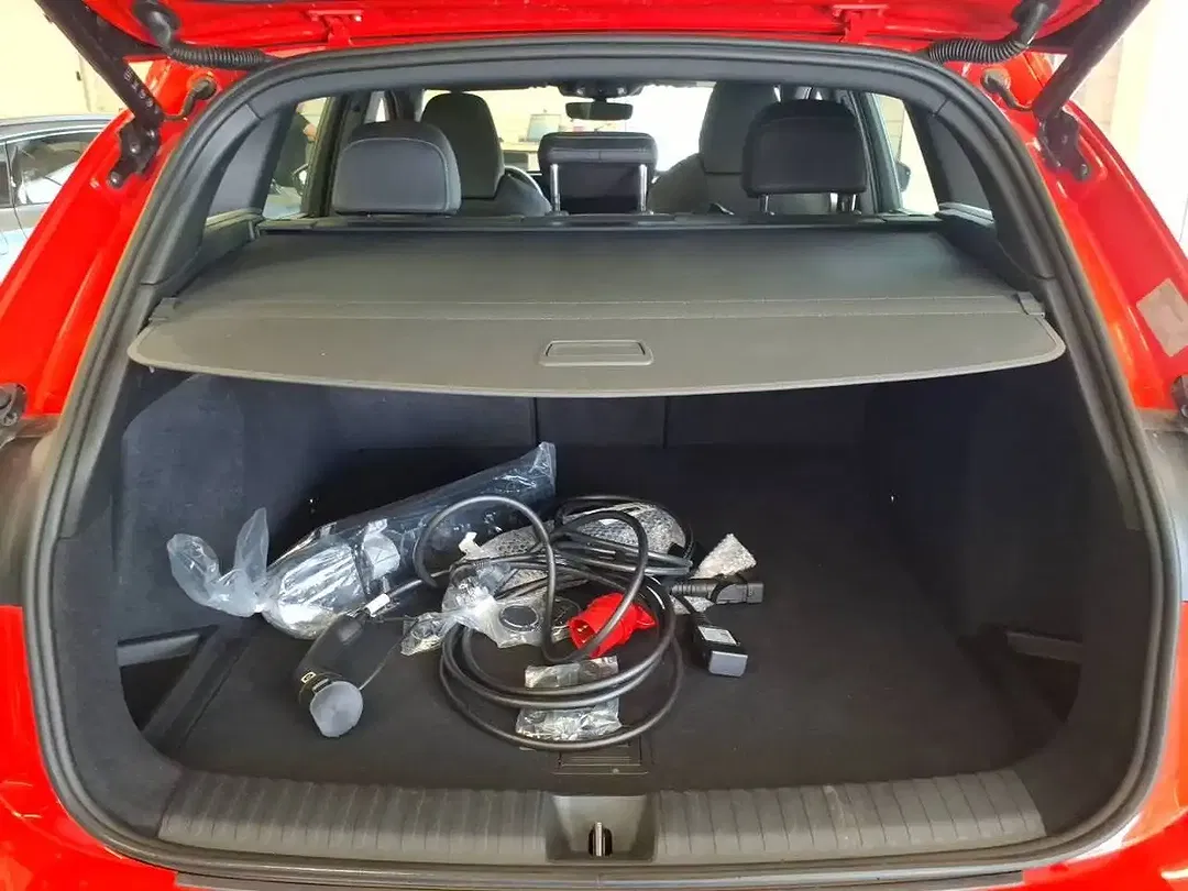 Audi Q6 e-tron - Thumbnail 6