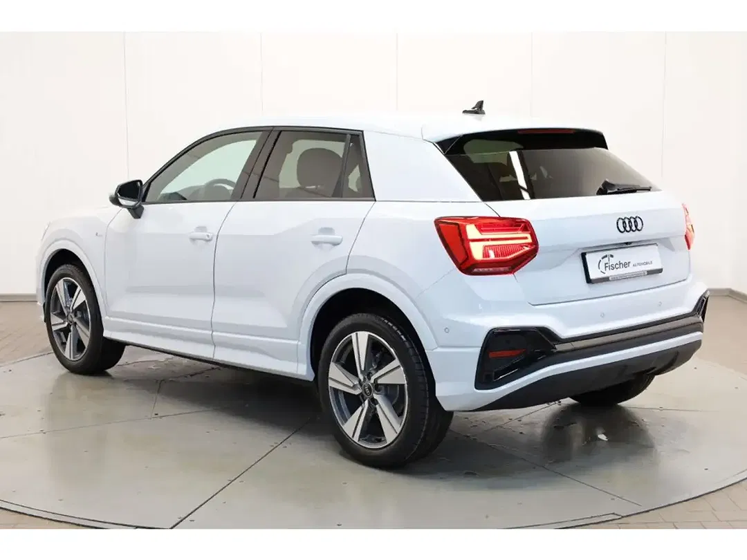 Audi Q2 - Thumbnail 3