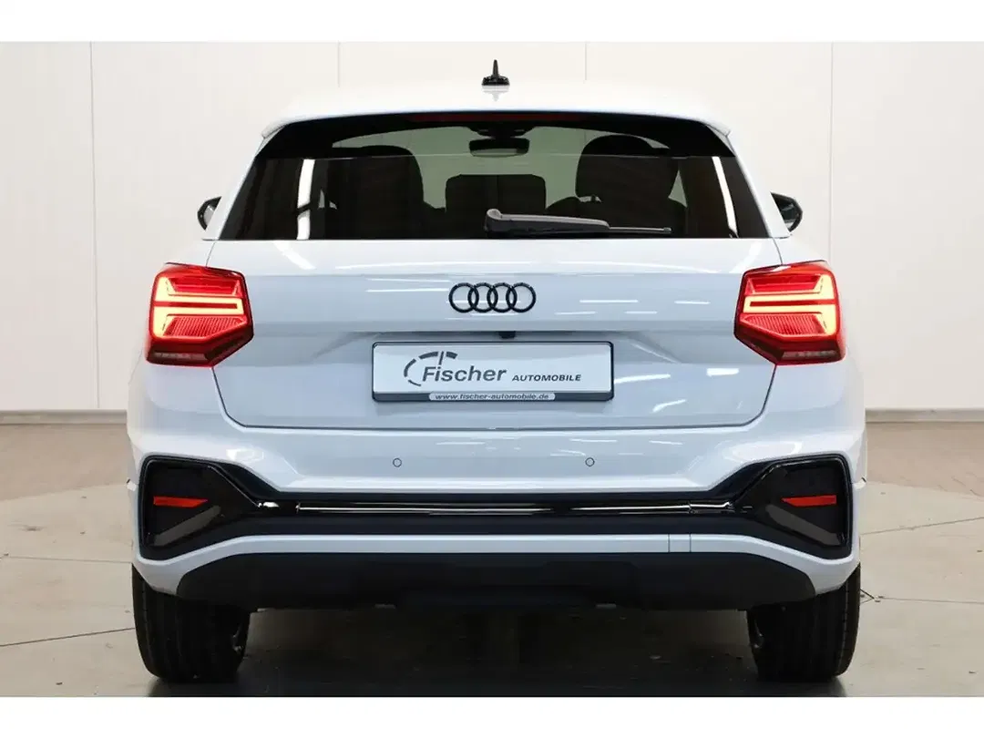 Audi Q2 - Thumbnail 5