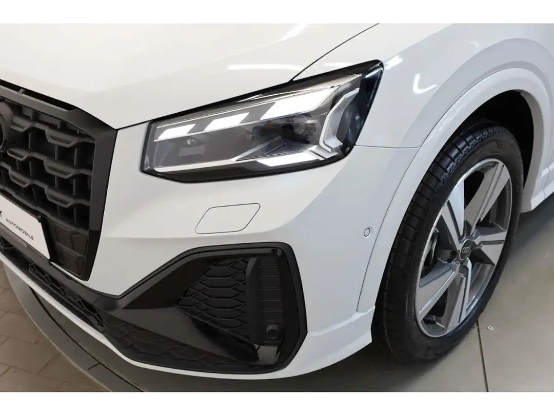 Audi Q2 - Thumbnail 6