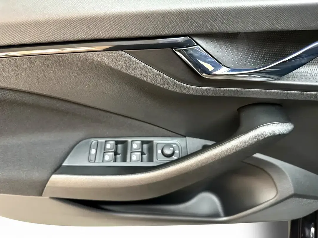 Skoda Scala - Thumbnail 10