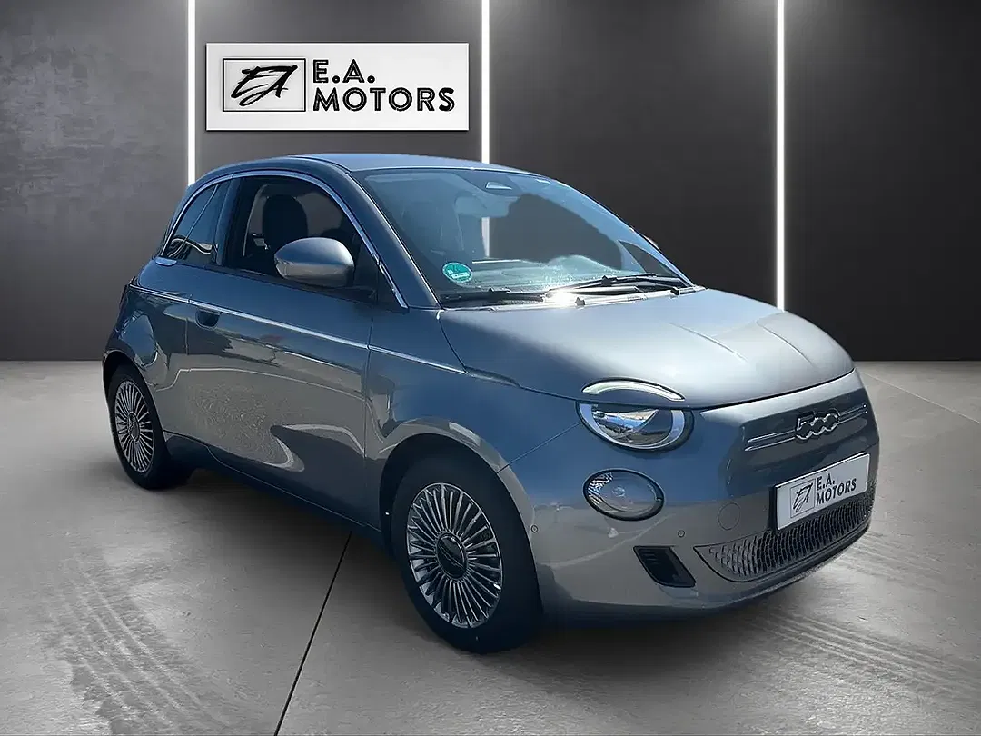 Fiat 500e - Thumbnail 3