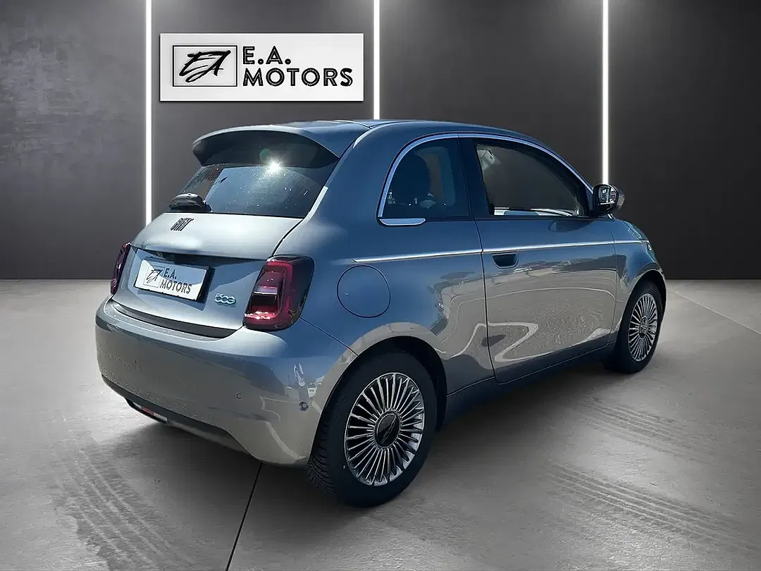 Fiat 500e - Thumbnail 5